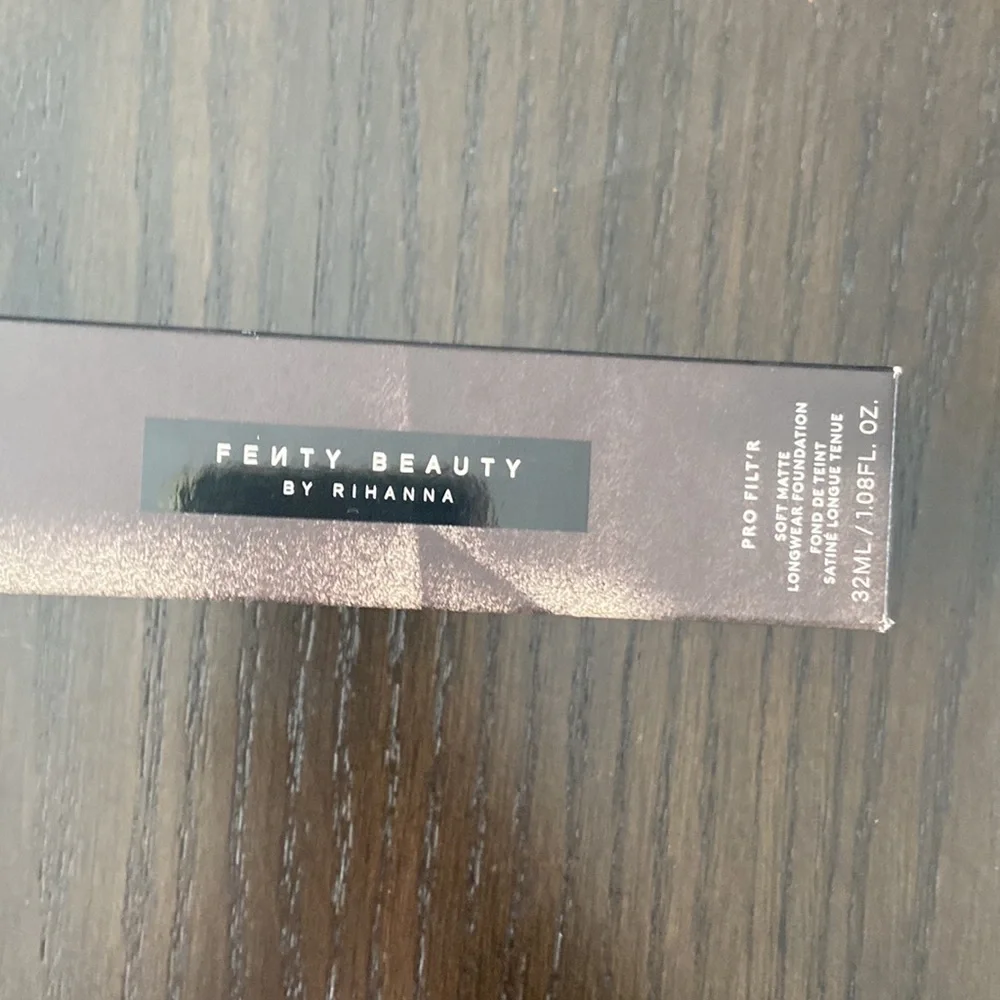 FENTY BEAUTY by Rihanna Pro Filt'r Soft Matte Longwear Liquid Foundation